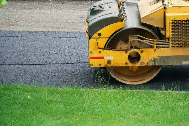 Best Asphalt Driveway Installation  in Snyder, TX